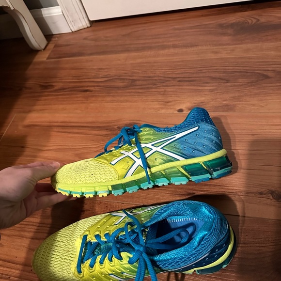 ASICS GEL-Quantum 180 2 Performance Running Shoe - Picture 4 of 7